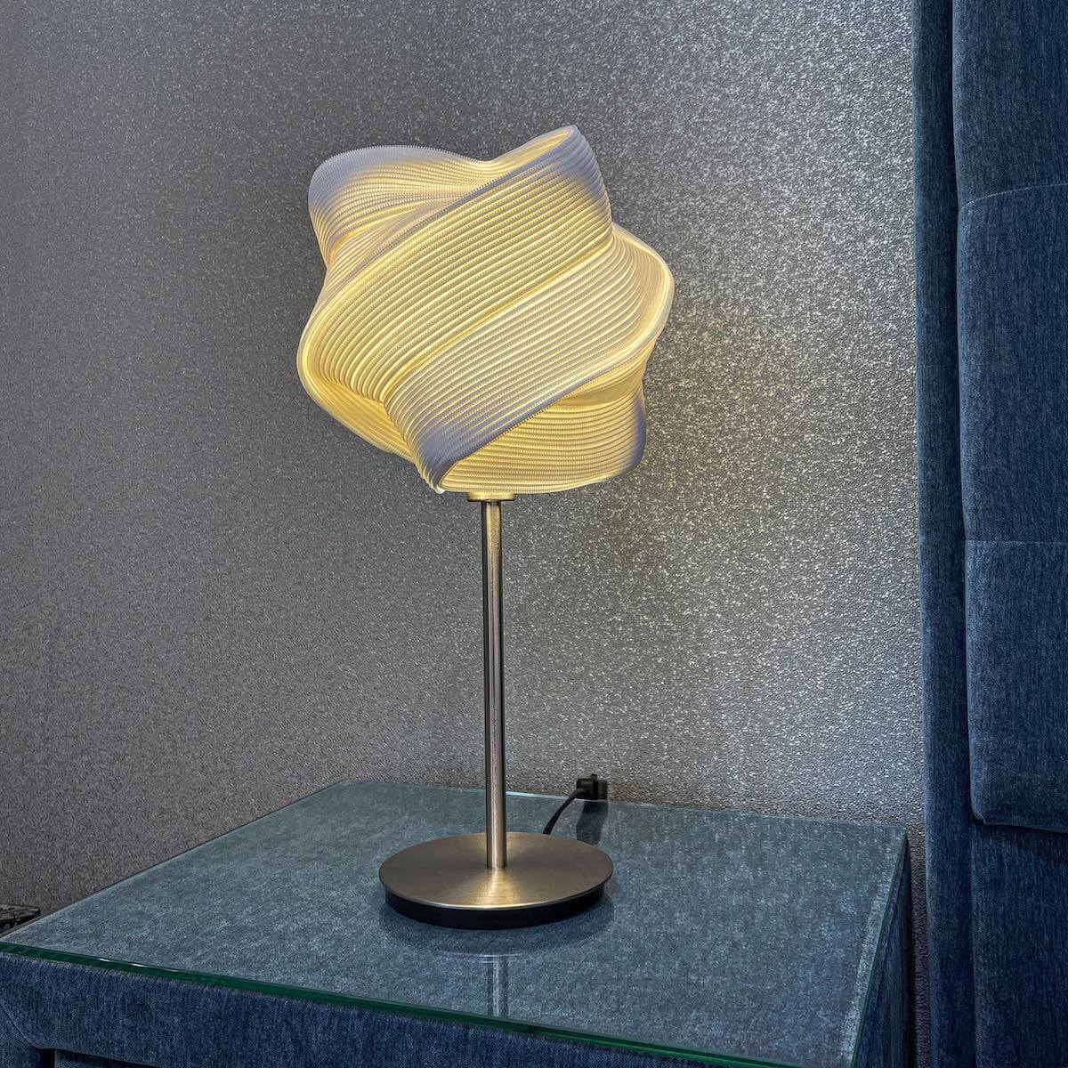 zippoo-table-lamp
